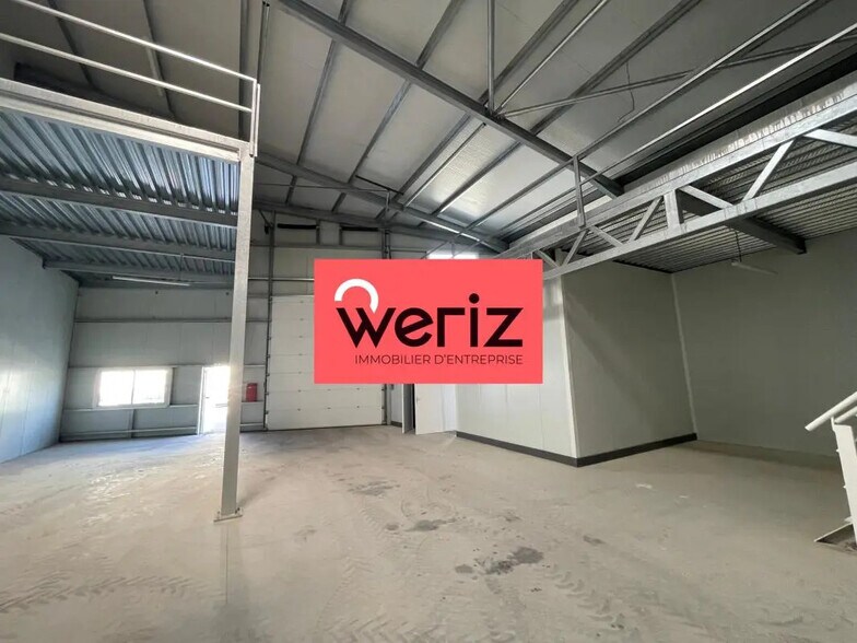 Flex in Gémenos for lease - Interior Photo - Image 2 of 6