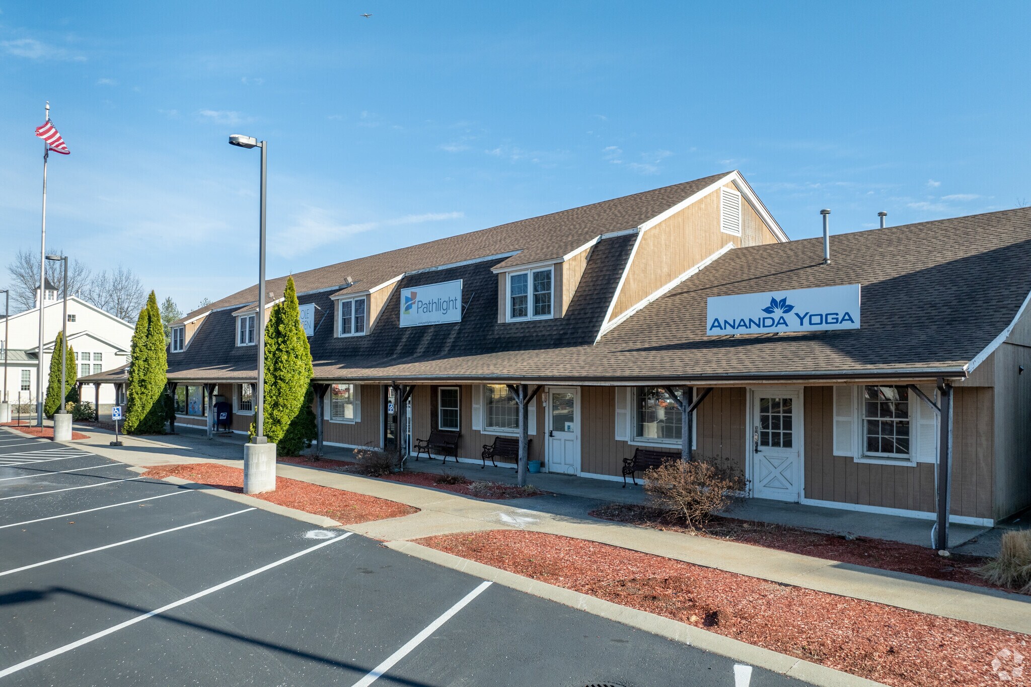 41 Russell St, Hadley, MA for sale Primary Photo- Image 1 of 1