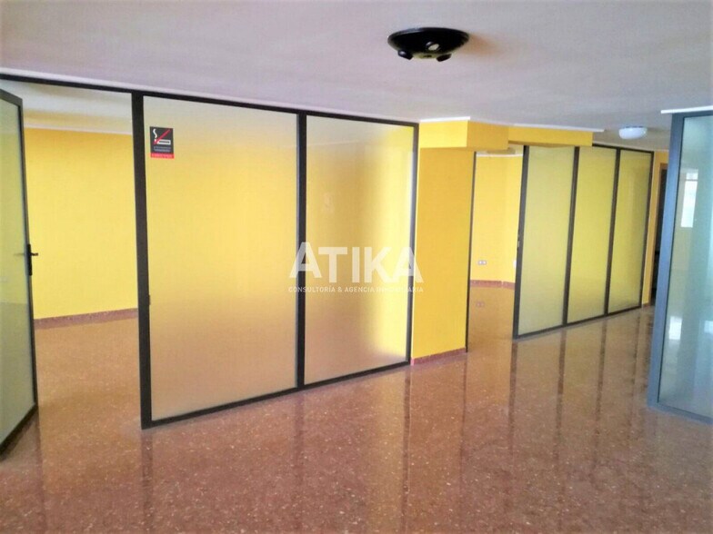 Office in Ontinyent for lease - Building Photo - Image 1 of 13