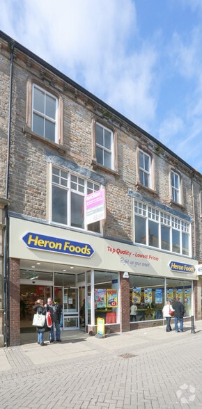 32-34A Newgate St, Bishop Auckland for lease - Building Photo - Image 2 of 4