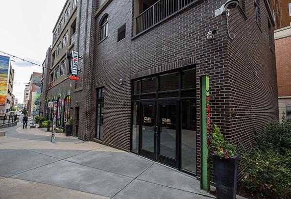 27 N 7th St, Allentown, PA for lease - Building Photo - Image 2 of 6