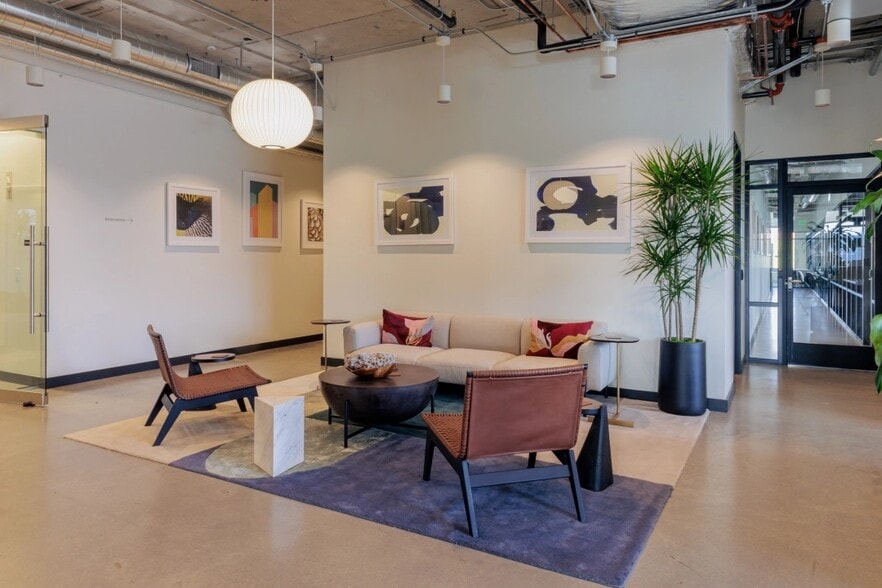 4311 11th Ave NE, Seattle, WA for lease - Interior Photo - Image 2 of 11