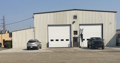 8330 48th St SE, Calgary, AB for lease Building Photo- Image 2 of 8