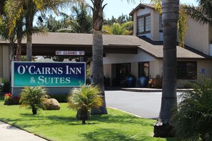 O'Cairns Inn & Suites - Motel