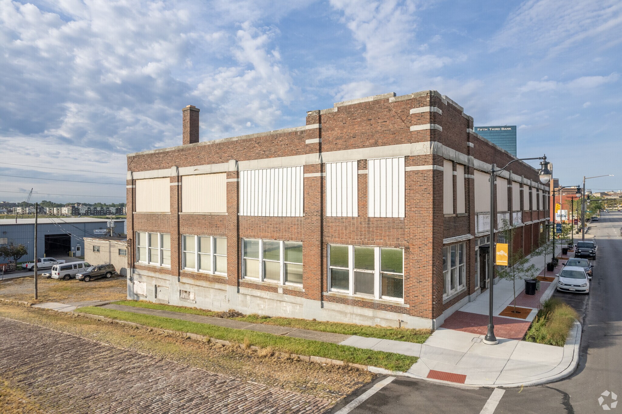 1002 N Summit St, Toledo, OH 43604 Retail for Sale