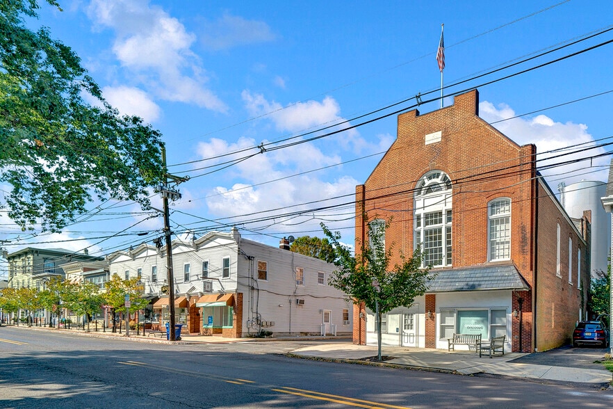 24 N Main St, Pennington, NJ for sale - Building Photo - Image 2 of 11