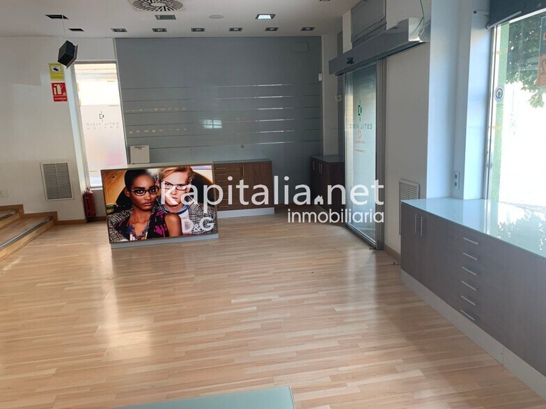 Retail in València, Valencia for sale - Building Photo - Image 3 of 7