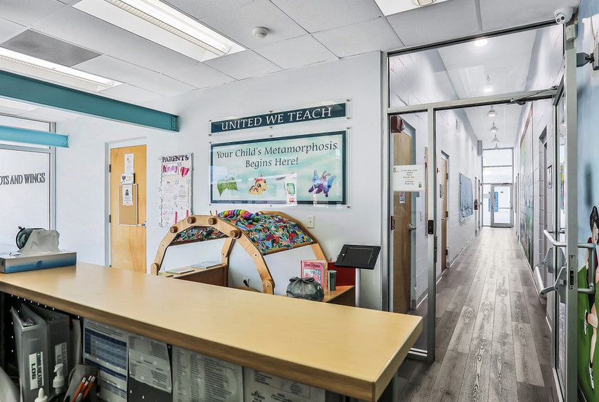 210 Commerce Lake Dr, Saint Augustine, FL for lease - Interior Photo - Image 3 of 29