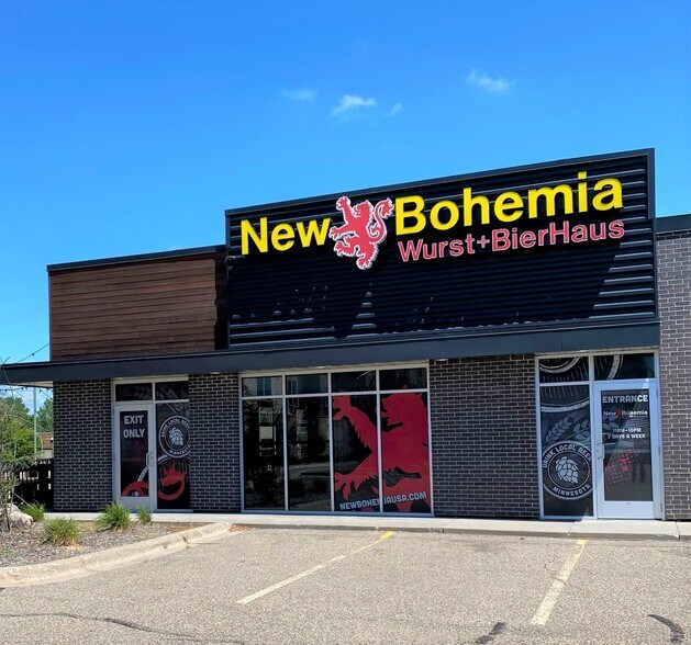 2730 Snelling Ave N, Roseville, MN for lease - Building Photo - Image 2 of 3