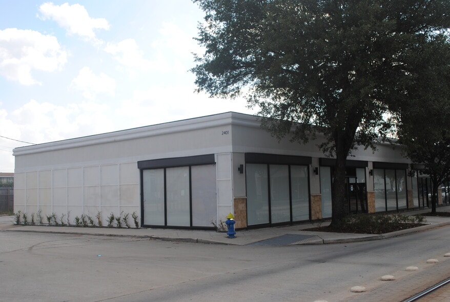 2401 Main St, Houston, TX for lease - Building Photo - Image 2 of 5