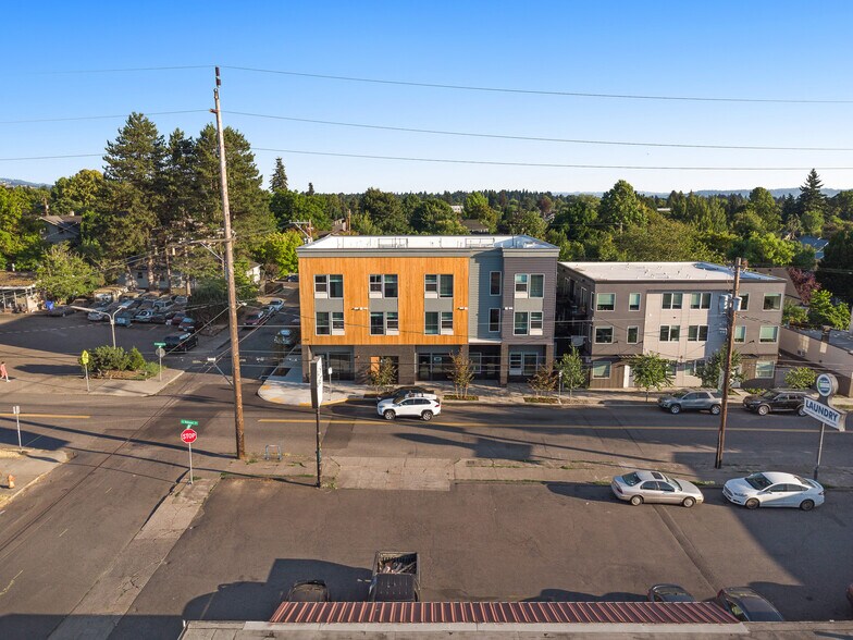 4738 SE Belmont St, Portland, OR for sale - Building Photo - Image 1 of 45