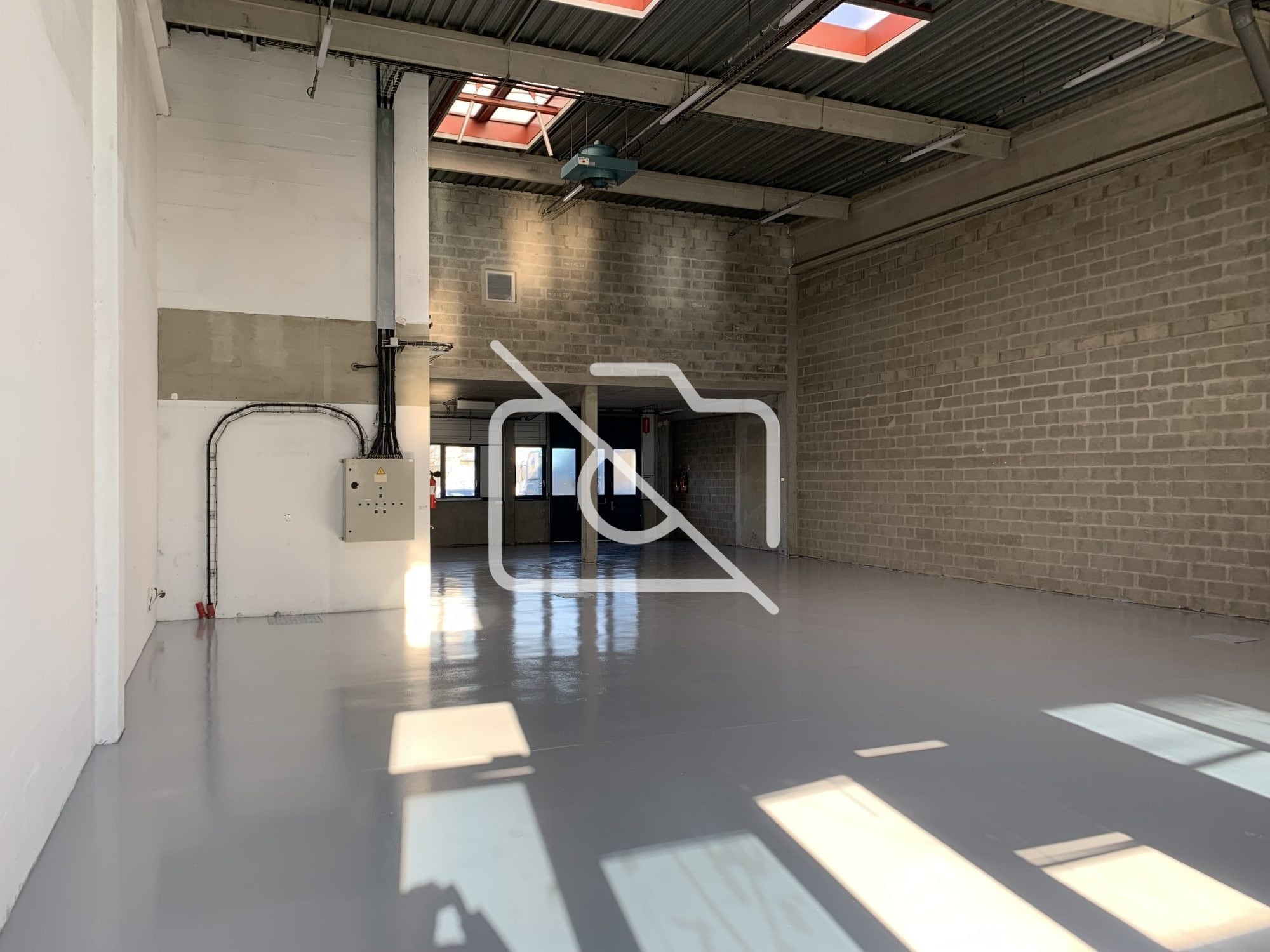 Flex in Fresnes for lease Interior Photo- Image 1 of 7