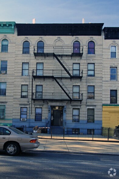 1488 Bushwick Ave, Brooklyn, NY for sale - Primary Photo - Image 1 of 1