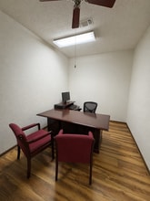 201 E Bridge St, Granbury, TX for lease Interior Photo- Image 1 of 5