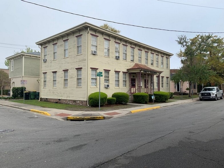 429 Tattnall St, Savannah, GA for sale - Building Photo - Image 2 of 10