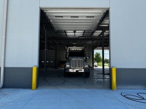 23810 W 83rd Ter, Shawnee, KS for lease Building Photo- Image 1 of 7