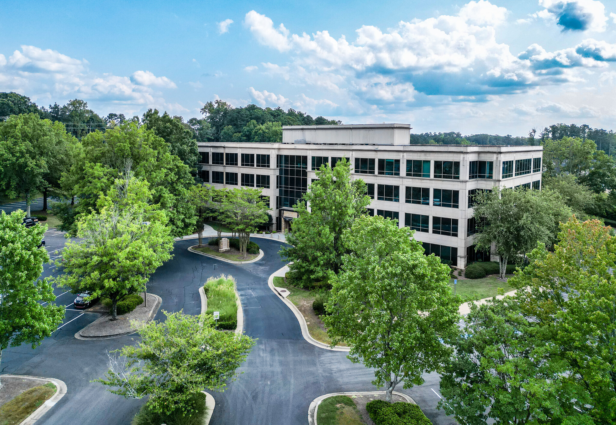 3325 Paddock Pky, Suwanee, GA for lease Building Photo- Image 1 of 12