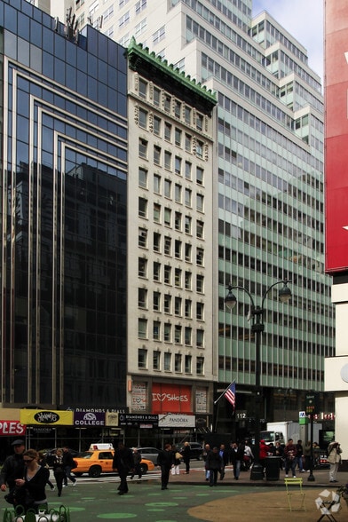 110 W 34th St, New York, NY for lease - Primary Photo - Image 1 of 7