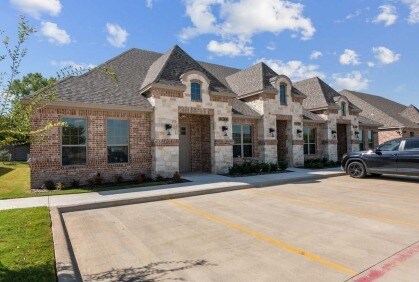 7720 Rufe Snow Dr, Fort Worth, TX for lease Building Photo- Image 1 of 2