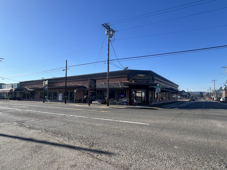 118 N Lewis St, Monroe, WA for lease - Building Photo - Image 3 of 12