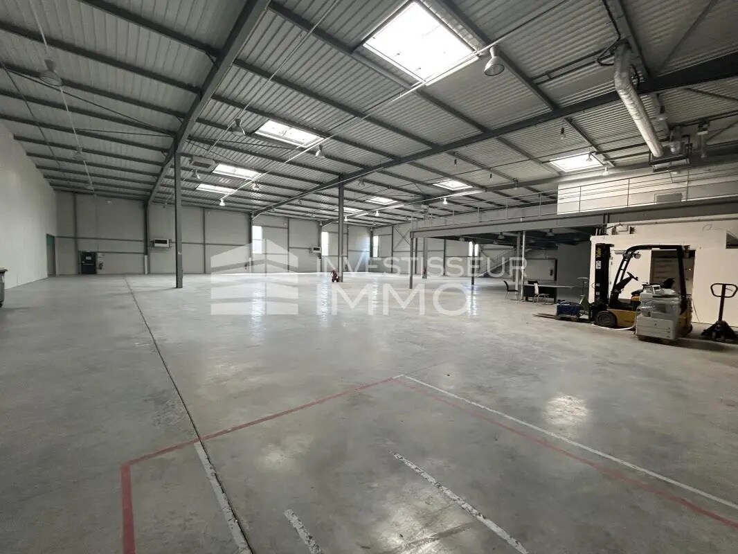 Office in Lieusaint for lease Building Photo- Image 1 of 5