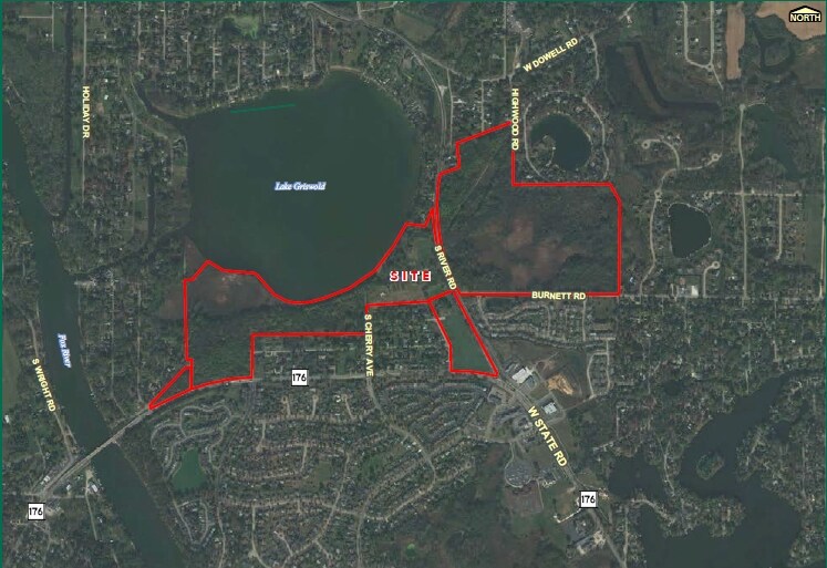 S River Rd, McHenry, IL for sale Primary Photo- Image 1 of 1