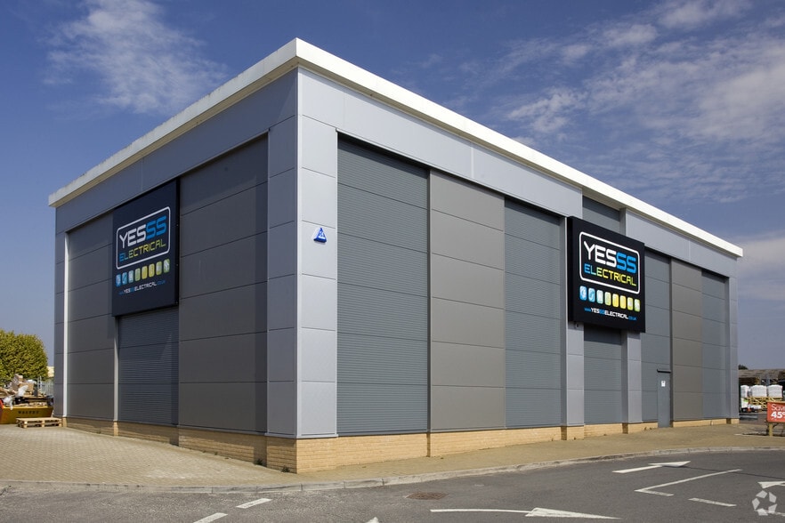 Weyhill Rd, Andover for sale - Primary Photo - Image 1 of 1