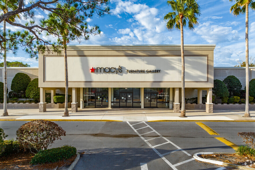 26200-26320 US Highway 19 N, Clearwater, FL for lease - Building Photo - Image 3 of 16