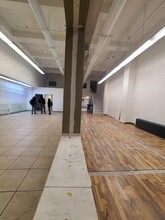 306 W 38th St, New York, NY for lease Interior Photo- Image 2 of 5