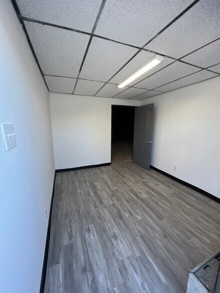 902-924 S Peak St, Dallas, TX for sale - Interior Photo - Image 3 of 5