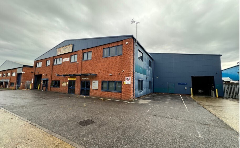 5 Maxted Rd, Hemel Hempstead, HP2 7DJ