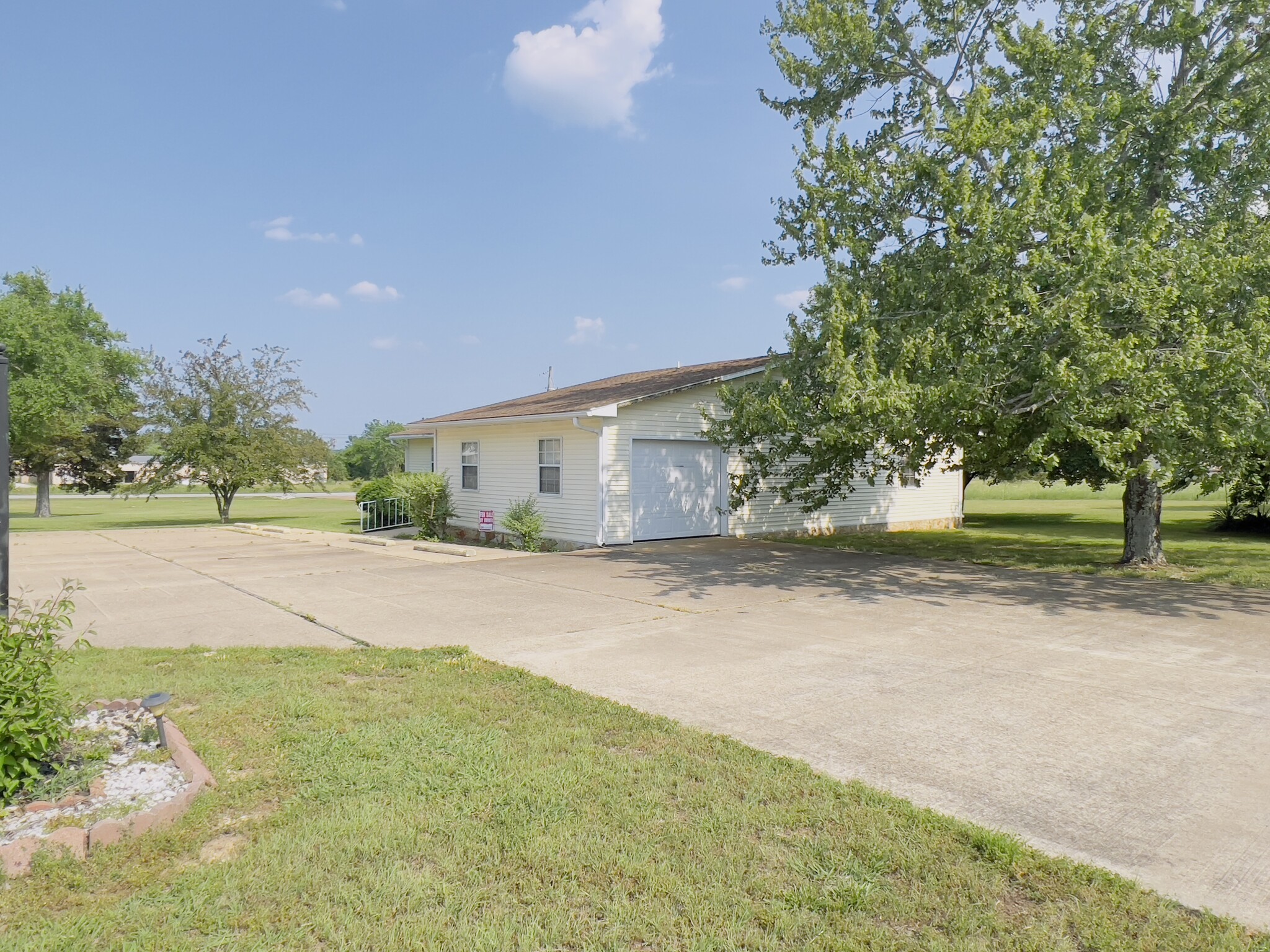 605 Market St, Horseshoe Bend, AR for sale Building Photo- Image 1 of 1