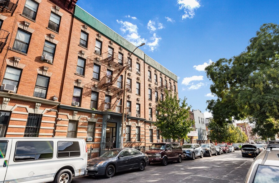 23782382 Bathgate Ave, Bronx, NY 10458