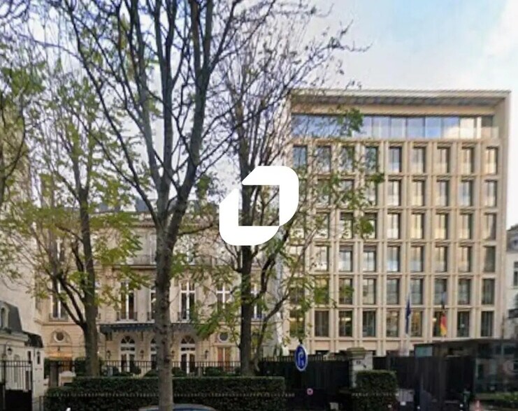 Office in Paris for sale - Building Photo - Image 1 of 5