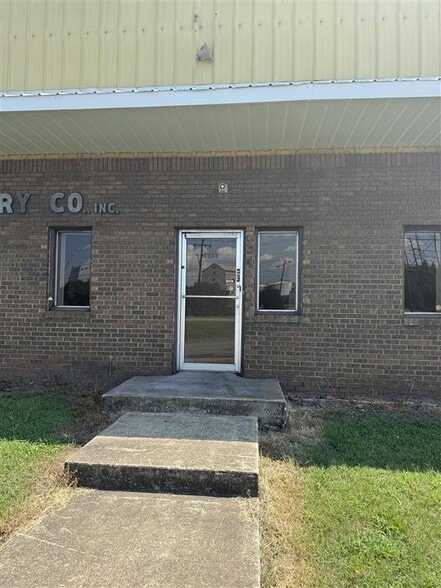 3335 35th Ave N, Birmingham, AL for lease - Building Photo - Image 2 of 33