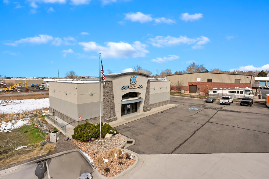 1090 Cambridge Cir, Layton, UT for sale - Building Photo - Image 2 of 19