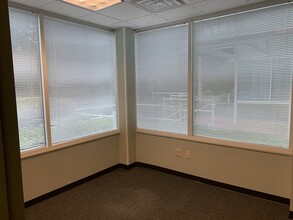 2565 NW Thompson Bridge Rd, Gainesville, GA for lease Interior Photo- Image 2 of 7