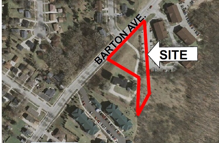 2063 Barton Ave, West Bend, WI for sale - Primary Photo - Image 1 of 1