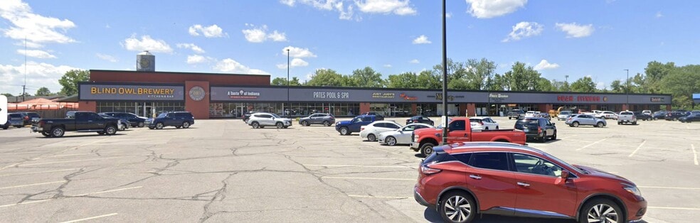5016-5060 E 62nd St, Indianapolis, IN for lease - Building Photo - Image 1 of 5