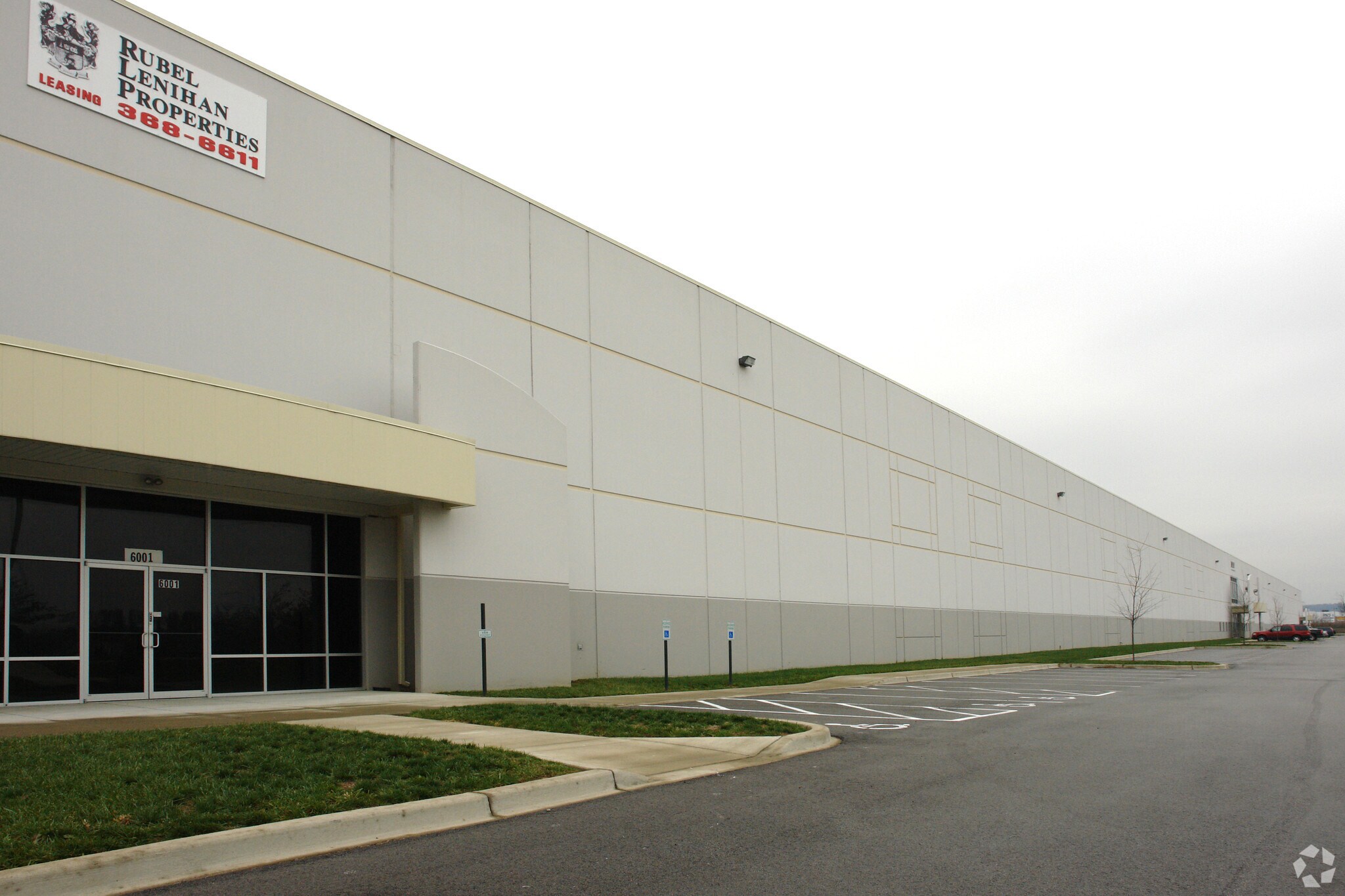 6001 National Tpke, Louisville, KY 40214 Airspace I