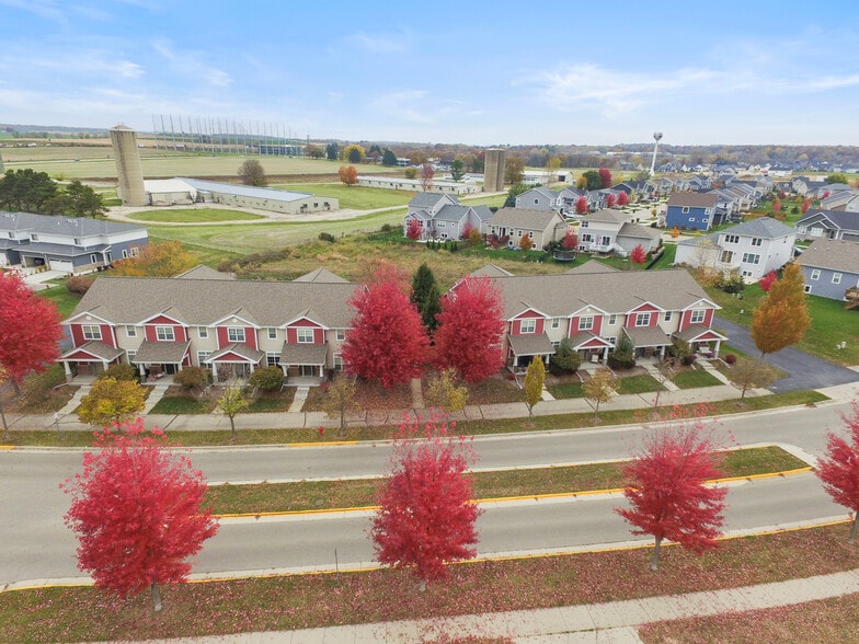 4868 Innovation Dr, Deforest, WI for sale - Building Photo - Image 2 of 24