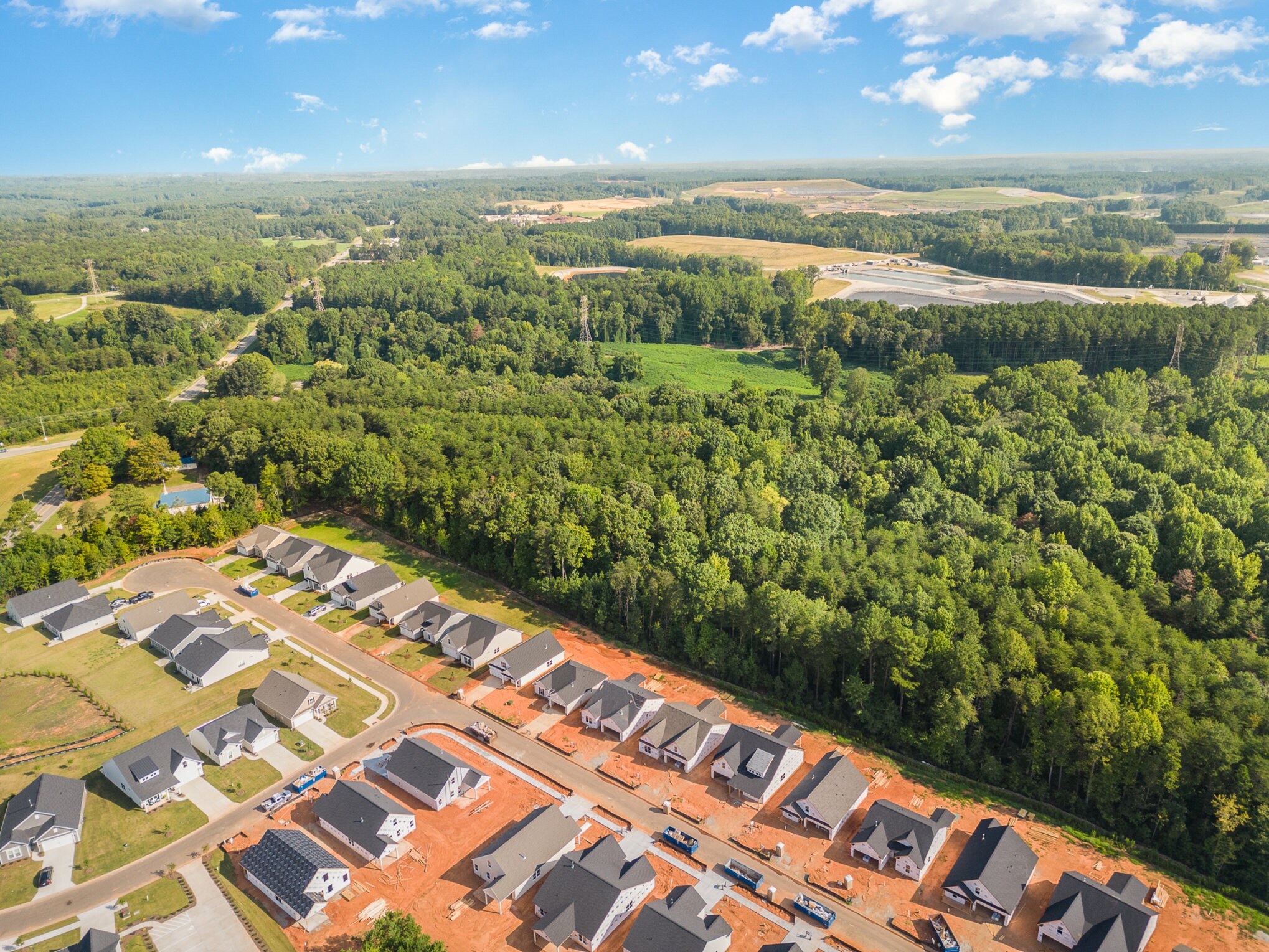 8137 McDonald Dr, Sherrills Ford, NC for sale Primary Photo- Image 1 of 11