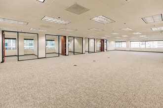 111 SW Columbia St, Portland, OR for lease Interior Photo- Image 1 of 4