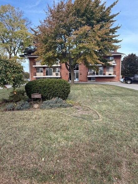 408 N Liberty St, Belleville, MI for sale - Building Photo - Image 1 of 31