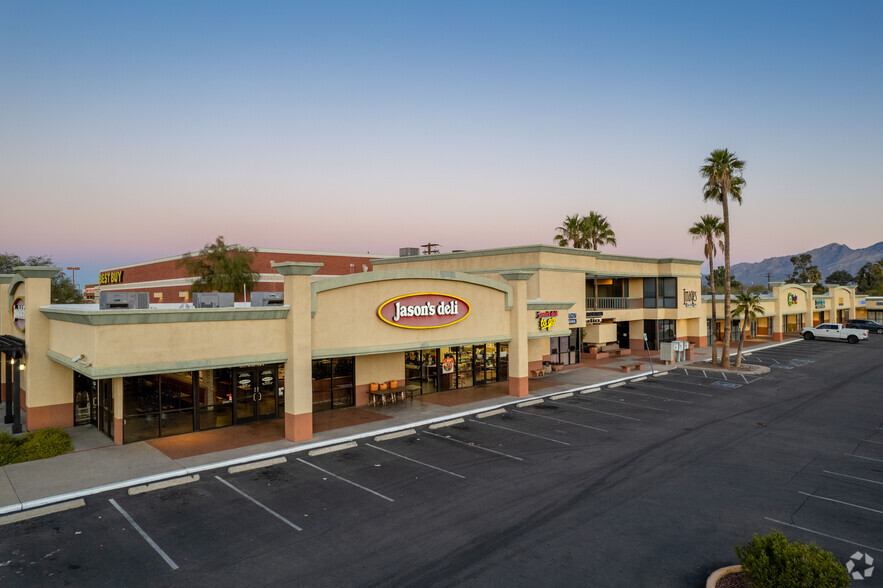 6061-6095 E Broadway Blvd, Tucson, AZ for lease - Building Photo - Image 1 of 10