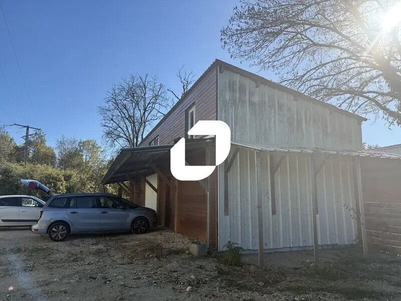 Flex in Camblanes-et-Meynac for sale Building Photo- Image 1 of 7