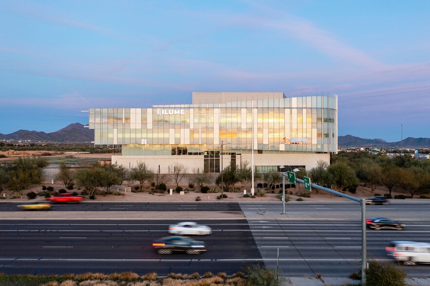 19001 N Scottsdale Rd, Scottsdale, AZ for lease - Primary Photo - Image 1 of 14