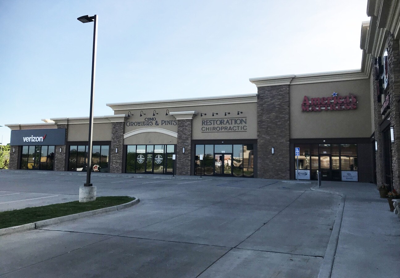 1413 Grindstone Plaza Dr, Columbia, MO 65201