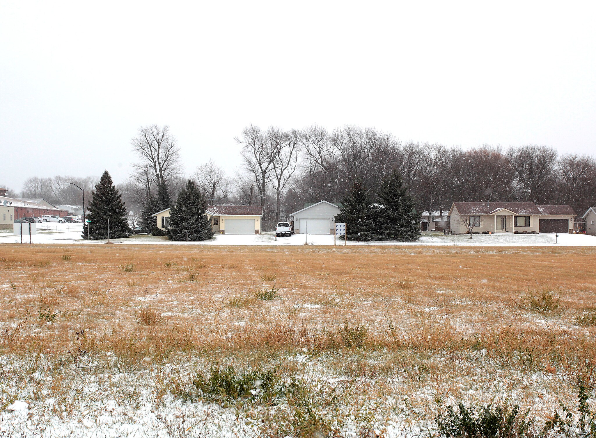 300 Allan Ave, Owatonna, MN for sale Primary Photo- Image 1 of 1