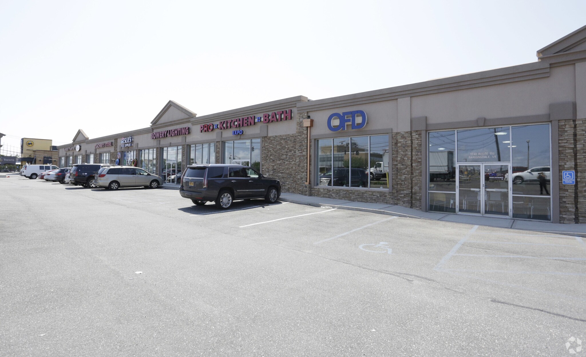 12001220 Route 110, East Farmingdale, NY 11735 Office Furniture